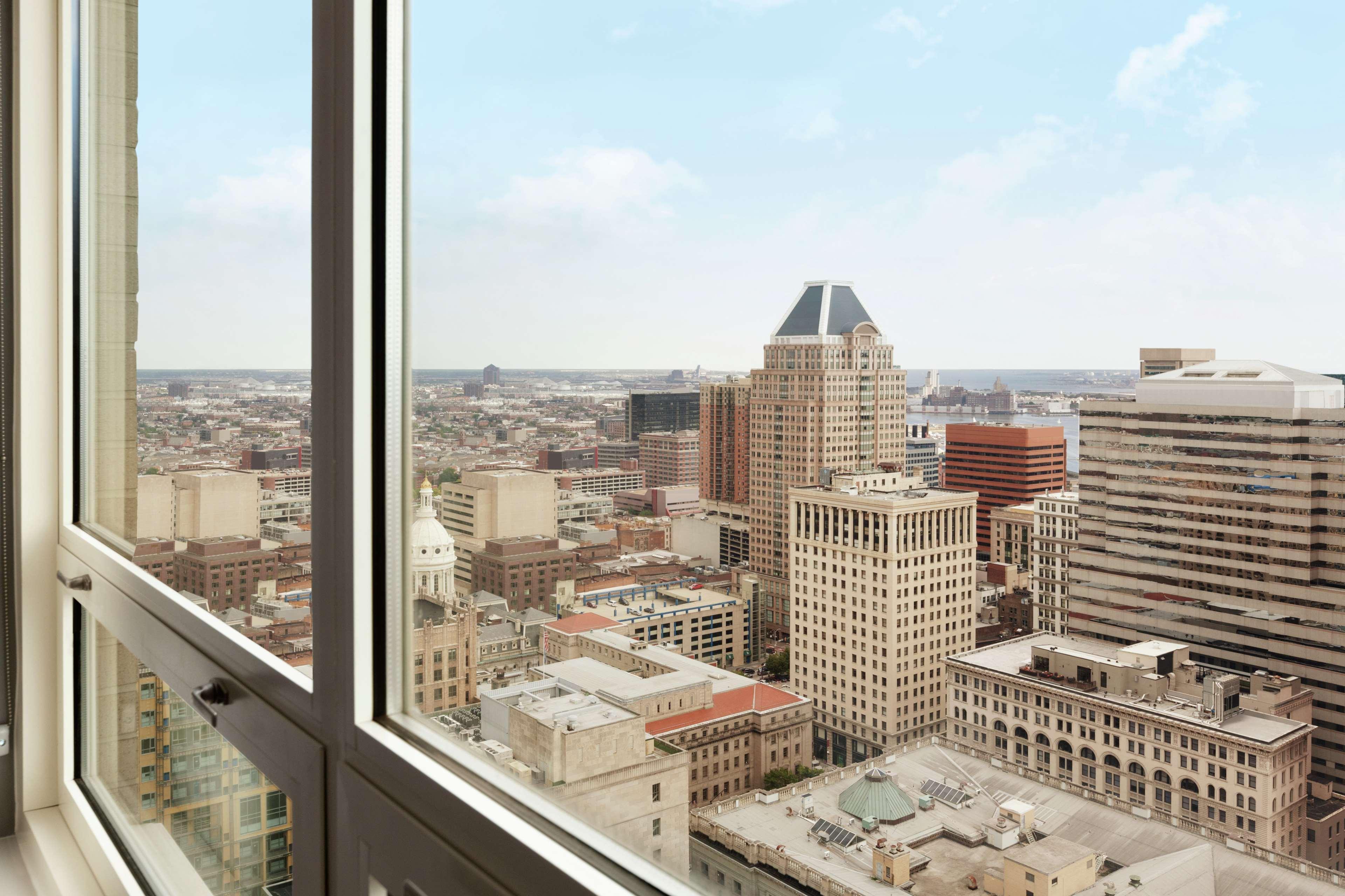 Embassy Suites Baltimore Inner Harbor Esterno foto
