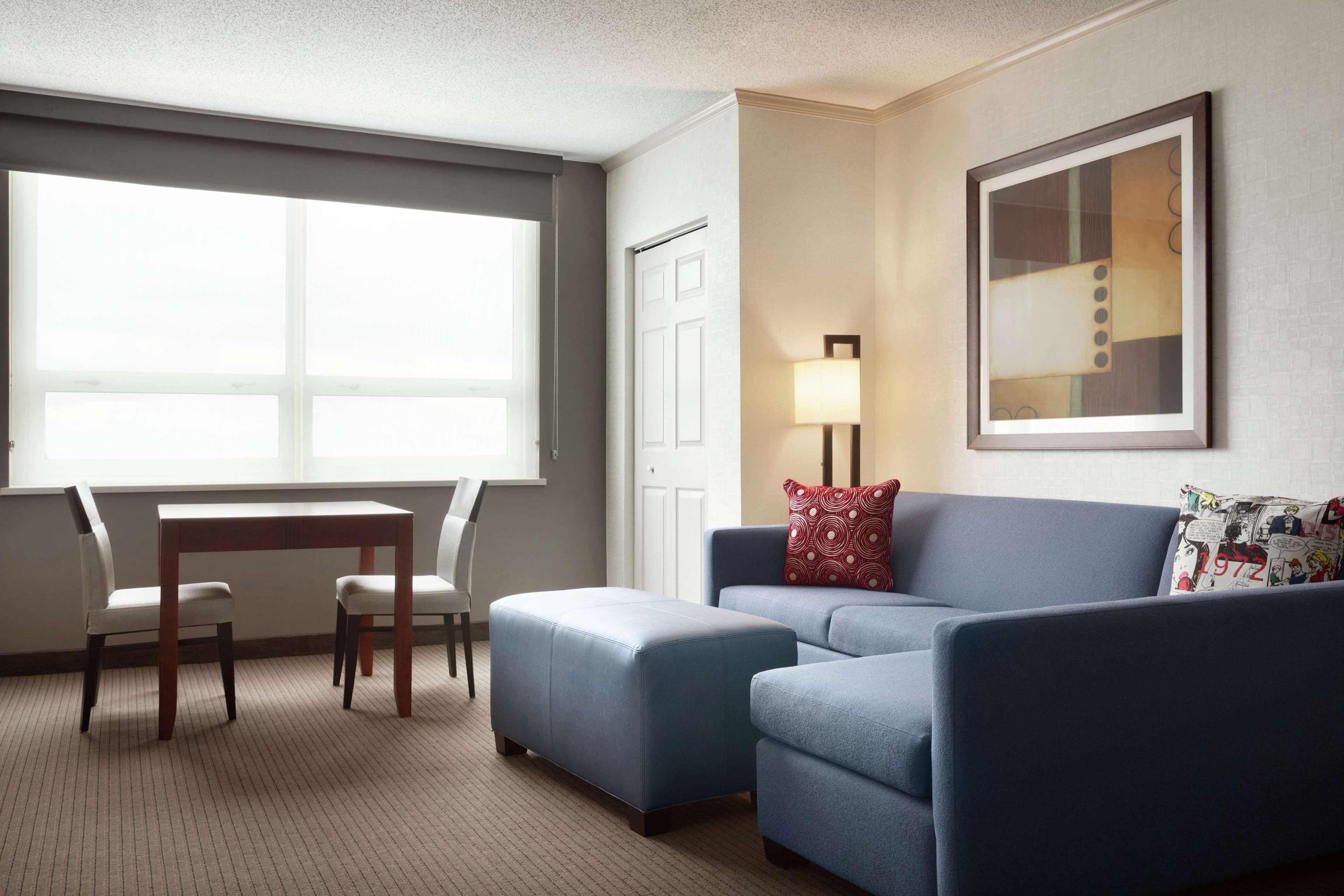 Embassy Suites Baltimore Inner Harbor Esterno foto