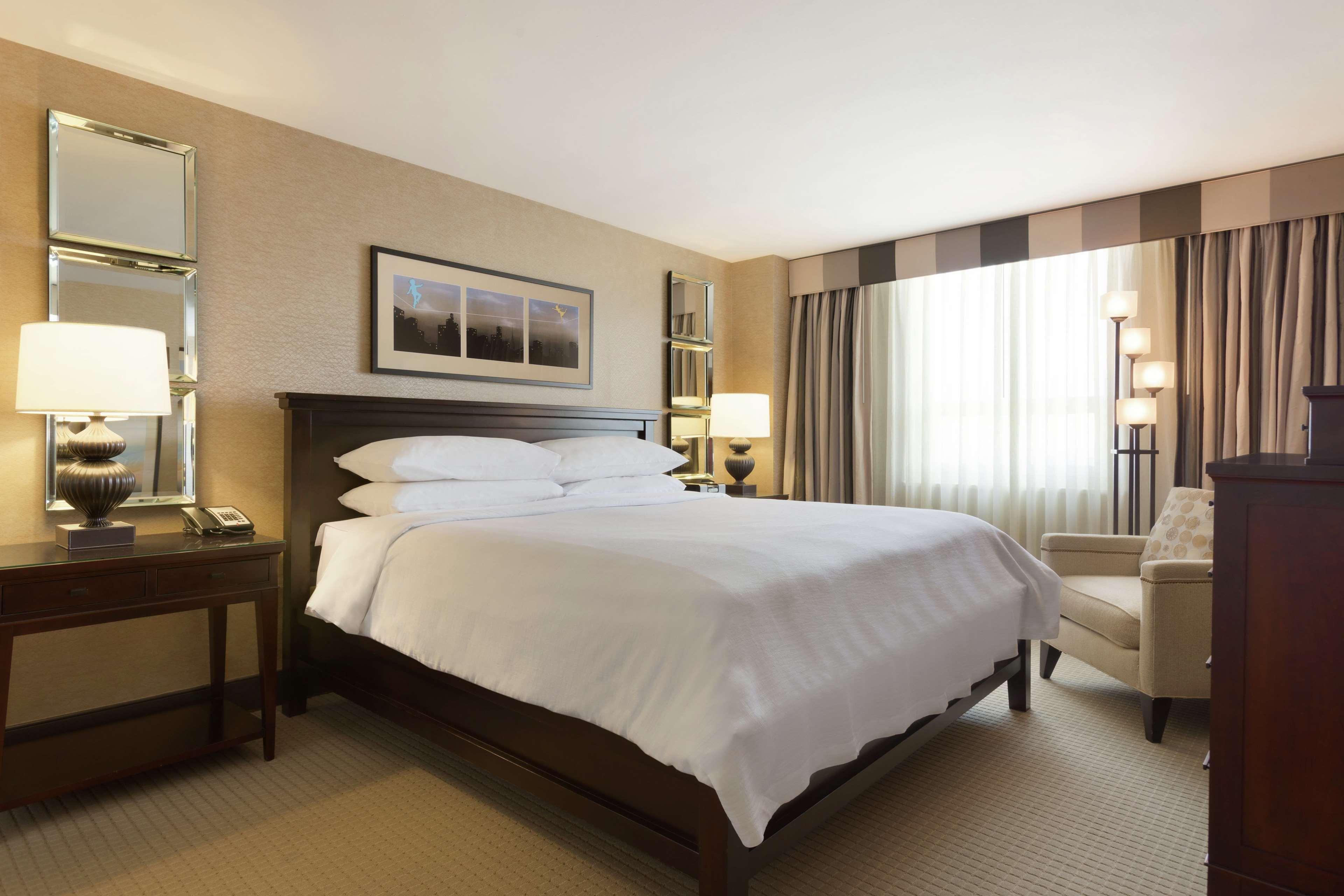 Embassy Suites Baltimore Inner Harbor Esterno foto